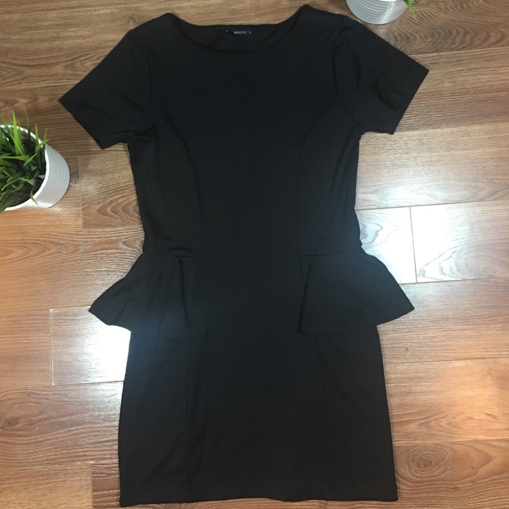 Mohito Peplum Bodycon Short Sleeve Dress